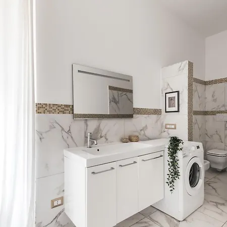 The Rent - Bright Flat Near San Pietro Aparthotel