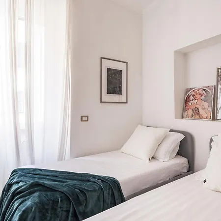 The Rent - Bright Flat Near San Pietro *