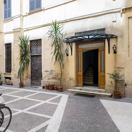 Aparthotel The Rent - Bright Flat Near San Pietro Rome
